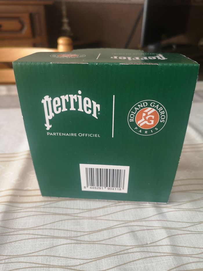 Verre perrier - photo numéro 2