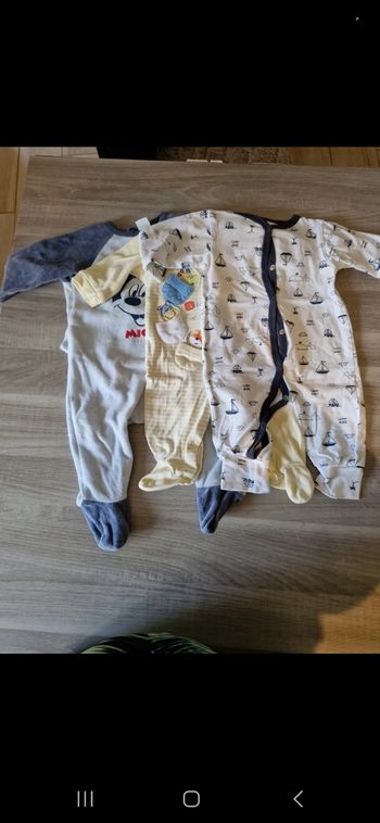 Pyjamas 6 mois