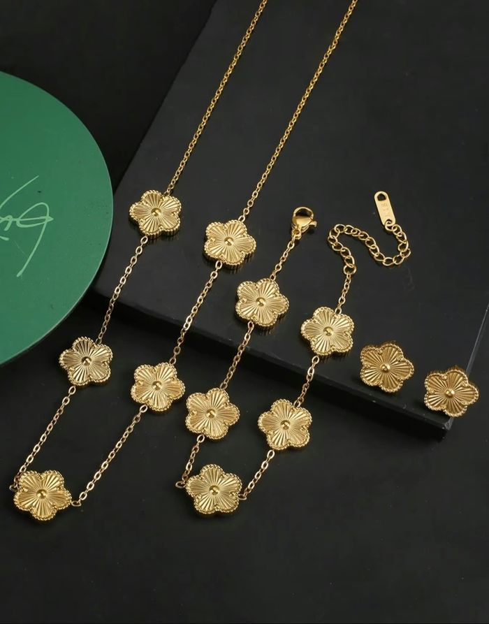 Parure trèfle - photo numéro 2