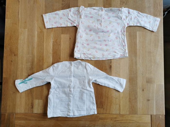 Lot 2 T shirts manches longues 6 mois - photo numéro 2