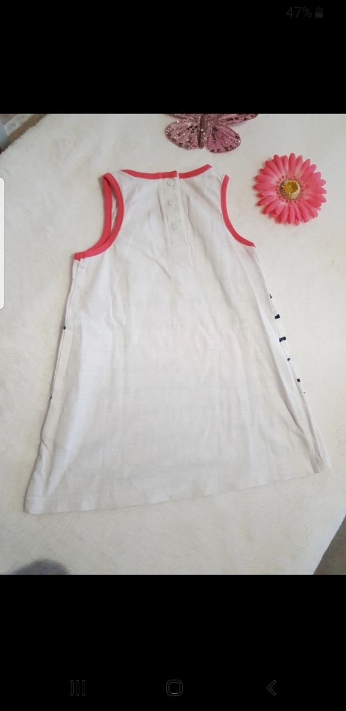 Robe bébé taille 9 mois - photo numéro 3