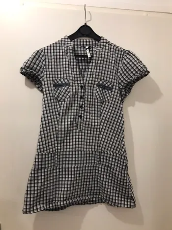 Haut femme été chemise cache cache manches courtes à carreaux noir gris blanc taille 2