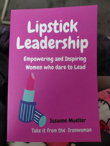 Book Lipstick leadership