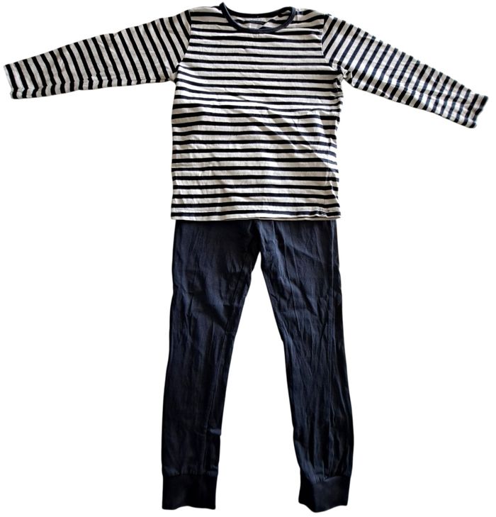 Pyjama léger garçon 5 ans TBE