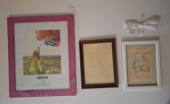 Lot de 3 cadres photos de couleurs et de dimensions différentes