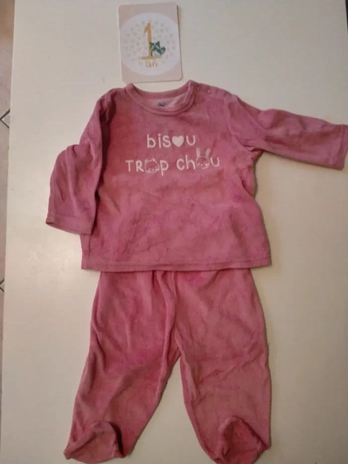 Pyjama 2 pièces Mots d’Enfants Taille 12 mois - photo numéro 2