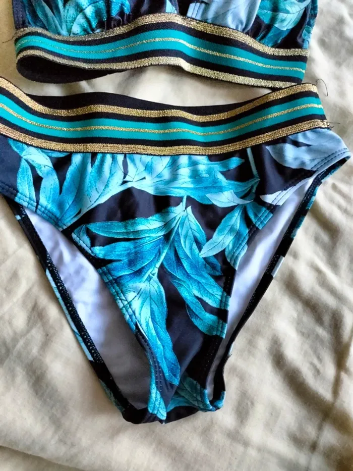 Maillot de bain 2 pièces Fleurie TM - photo numéro 2