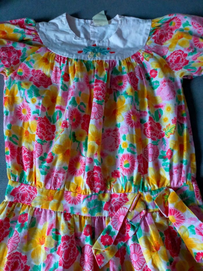 Robe fille fleurie – Taille inconnue (voir mesures en photo) - photo numéro 12