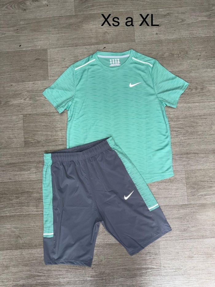Short et t-shirt - photo numéro 5