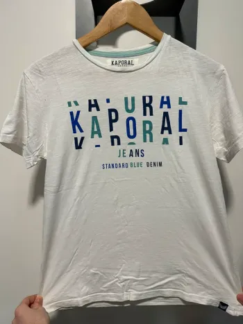 Tee shirt kaporal blanc et bleu 16 ans