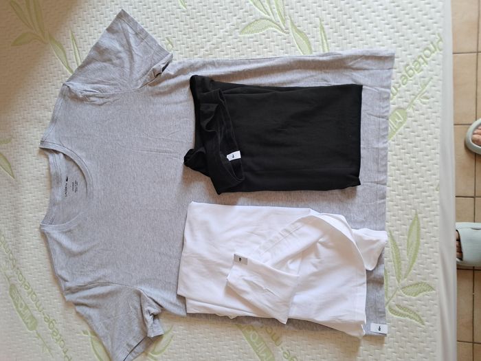 lot pantalons sweat xl et tees shirts lacoste - photo numéro 5