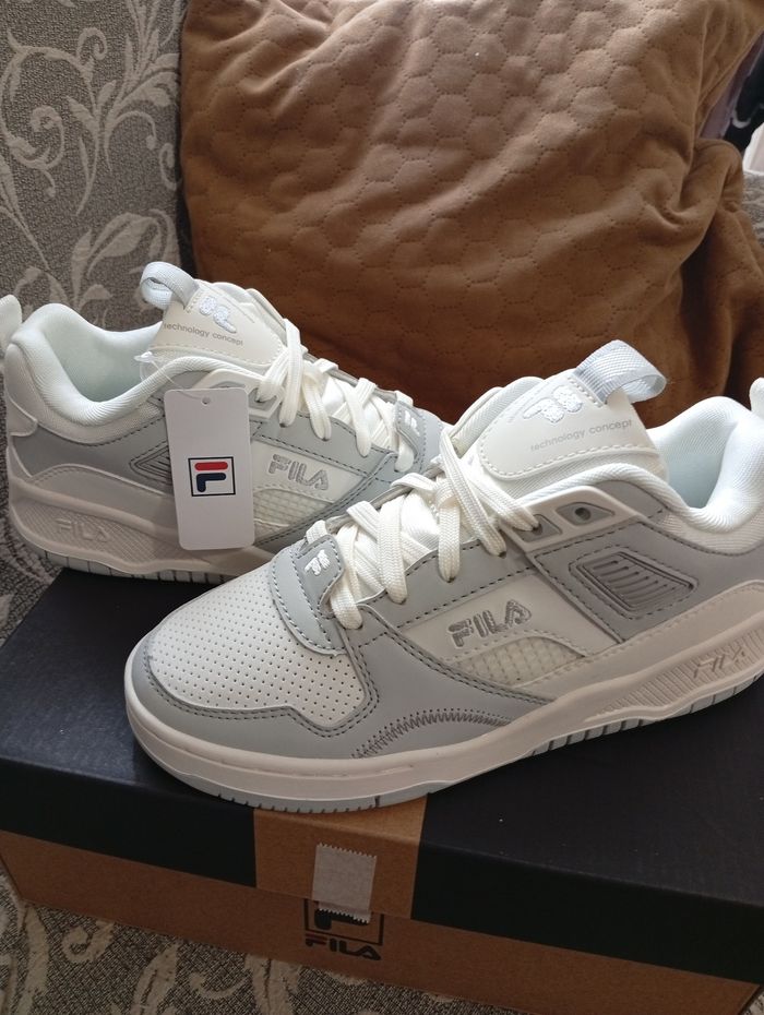Baskets Fila neuves