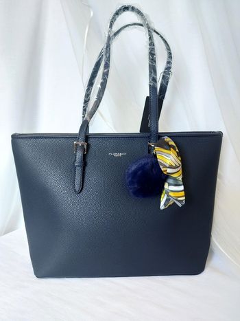 Sac cabas souple  pompon  bleu marine