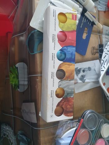 Gouache metallique