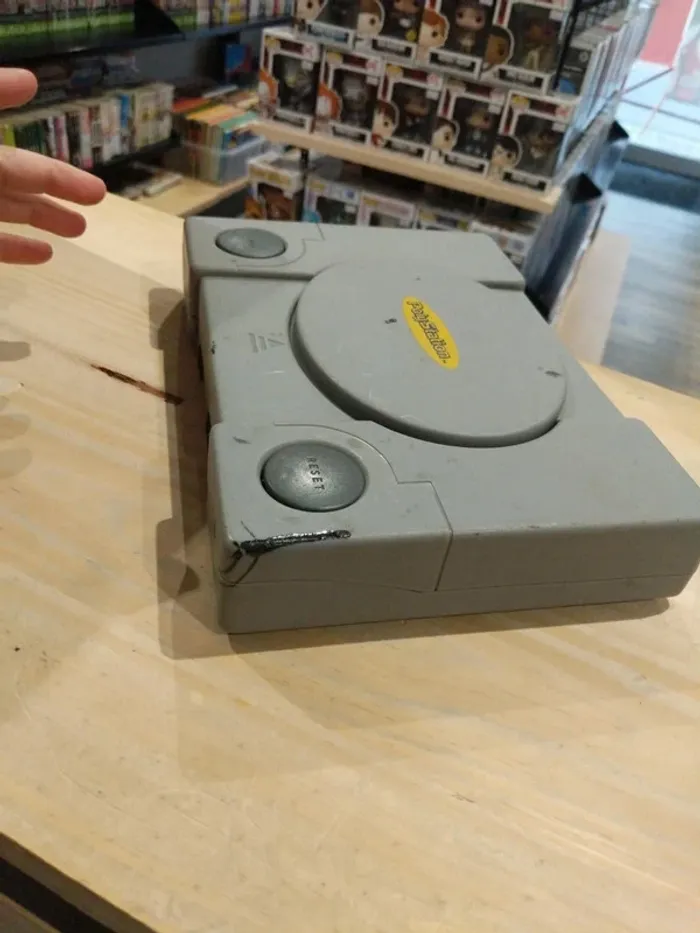 Polystation - PlayStation 1 - photo numéro 3