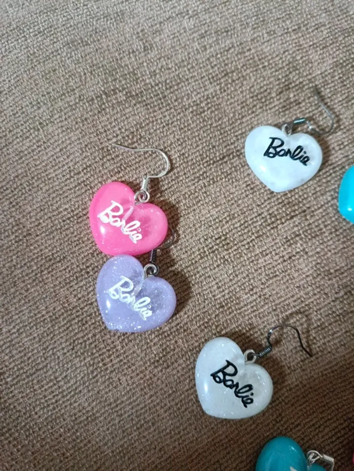 Lot boucles d'oreilles cœur paillettes barbie - photo numéro 3