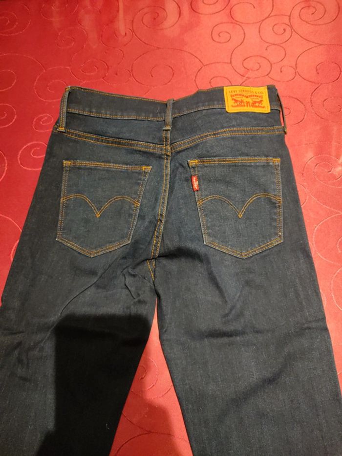 Jean Levi's - photo numéro 2