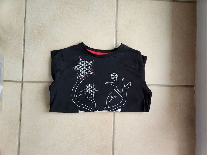 T-shirt taille 8 ans - photo numéro 4