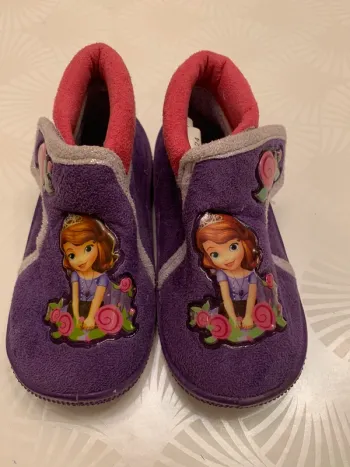 Chaussons fille 24