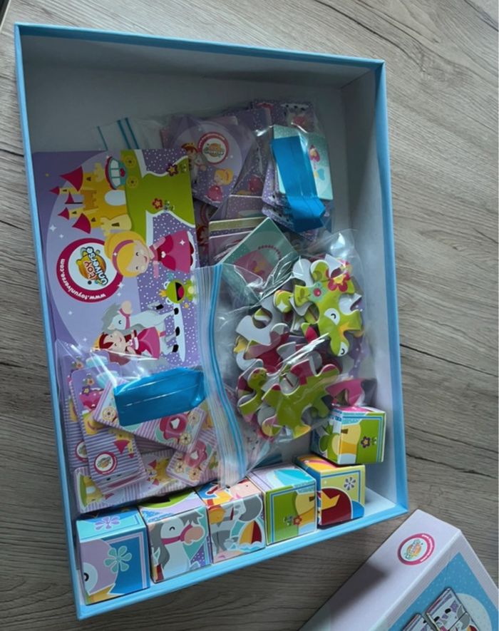 Lot de différents jeux - photo numéro 2