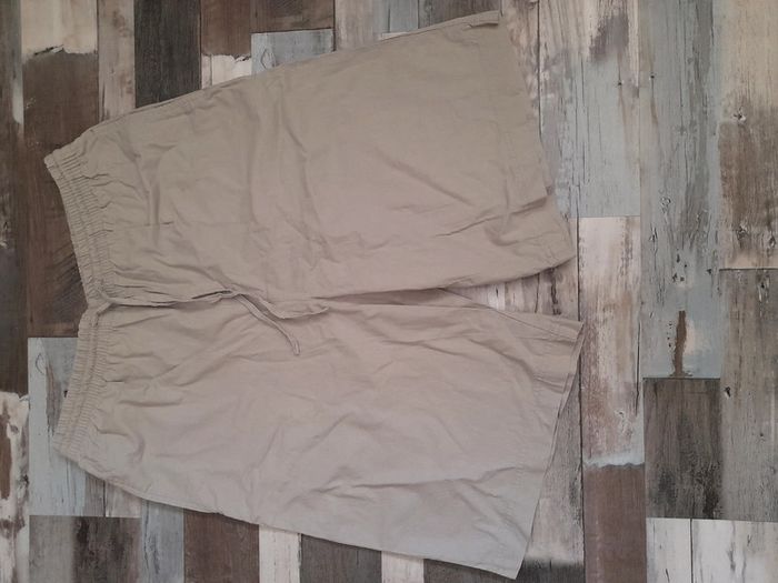 Short beige - photo numéro 2