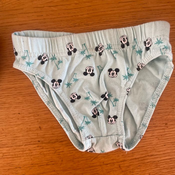 6 slips 3 ans - photo numéro 2