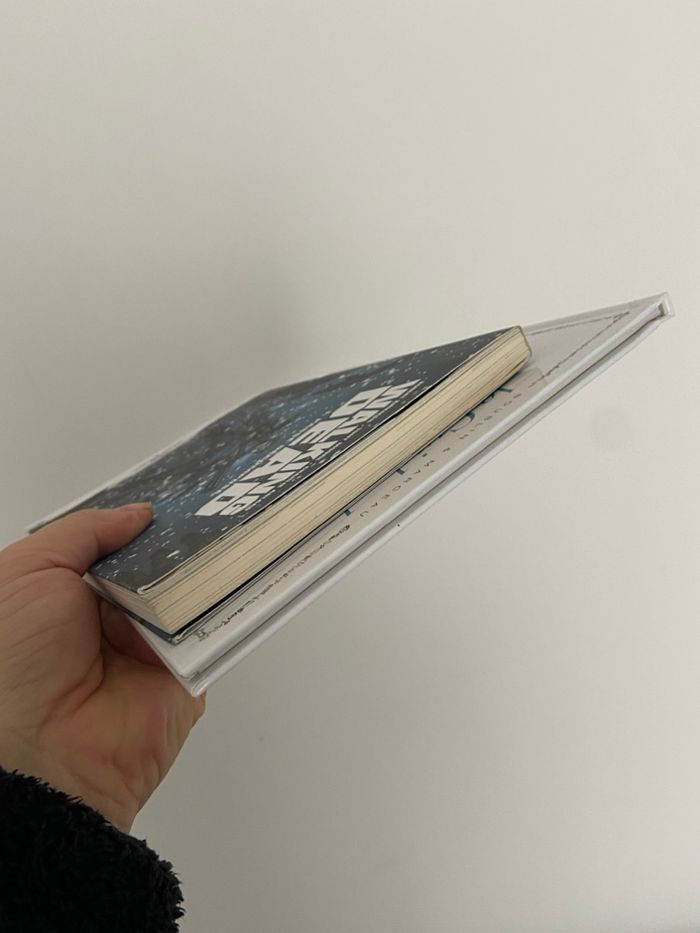 Lot 2 BD : Walking Dead Tome 1 + Le Guide de la Trentaine - photo numéro 6