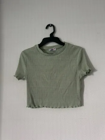T-shirt crop top vert