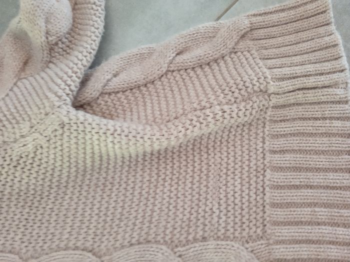 Gilet beige en maille torsadé neuf - photo numéro 2