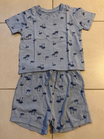 Ensemble short et teeshirt