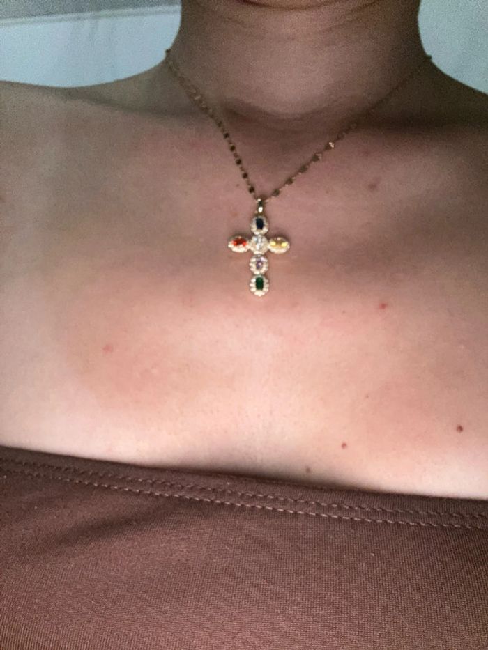 Collier religieux
