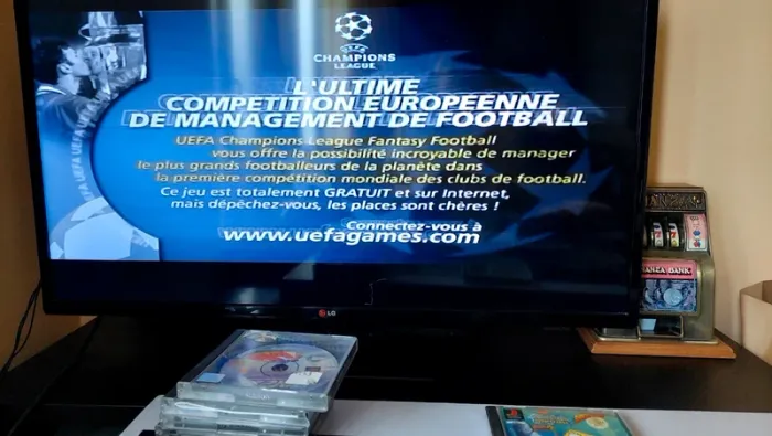 Uefa champion league 1999-2000 ps1 complet - photo numéro 5