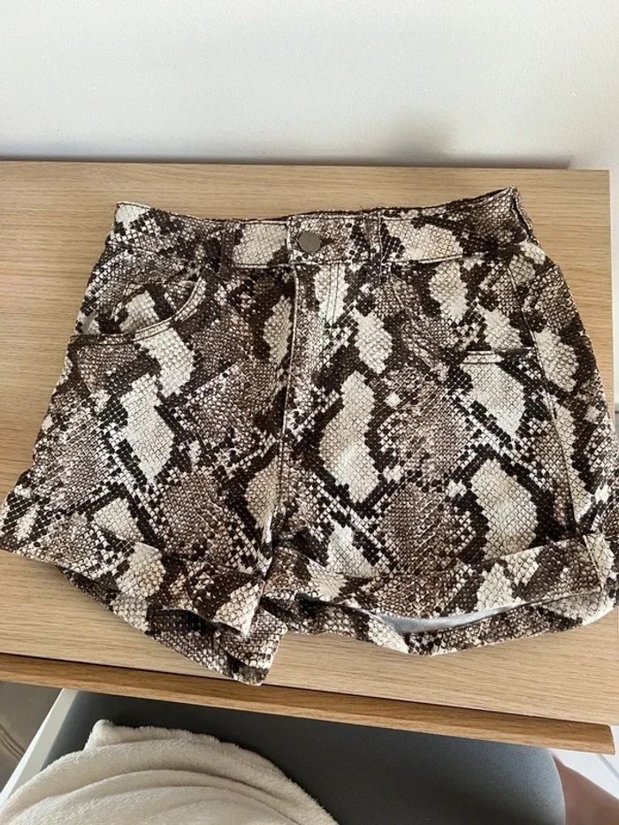 Short H&M