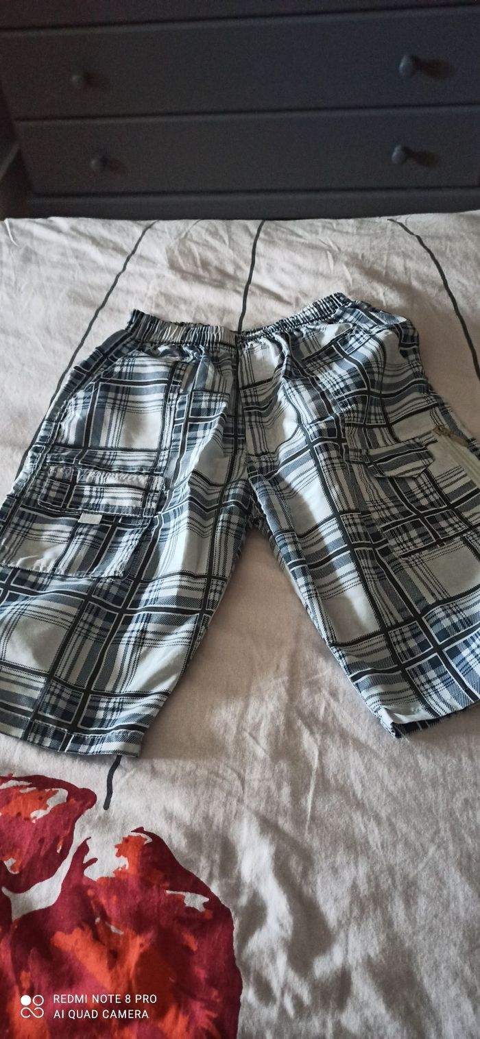 3 Bermudas 10 ans - photo numéro 3