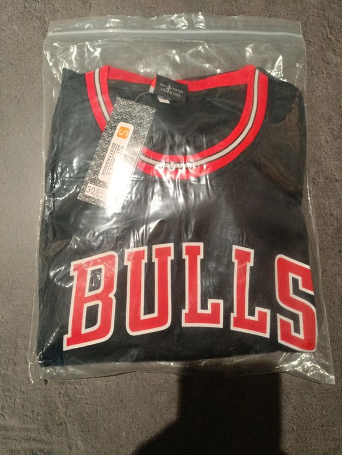 Tenue NBA Chicago Bulls Michael Jordan noir t.30 - photo numéro 5