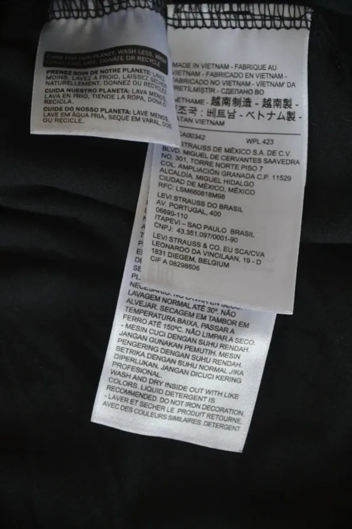 Tee-shirt Levi Strauss & Co  Taille M - photo numéro 4