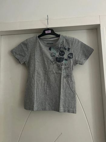 Tee shirt garçon 6/7 ans