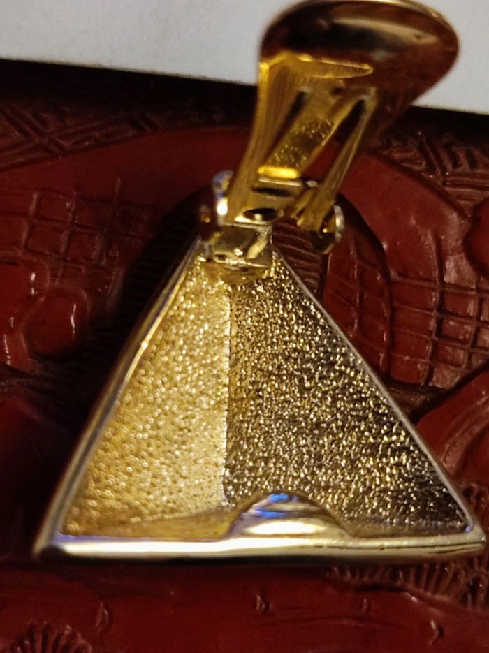 Boucles d'oreilles triangle - photo numéro 6