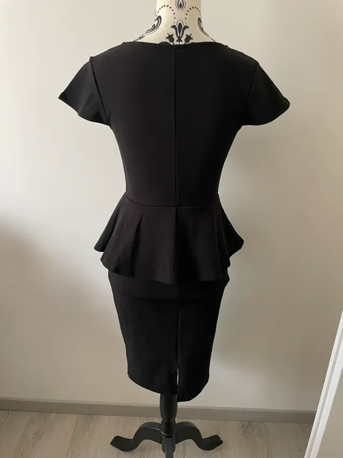 Robe noire chic à clous - Bodyflirt - Taille 34/36 - photo numéro 6