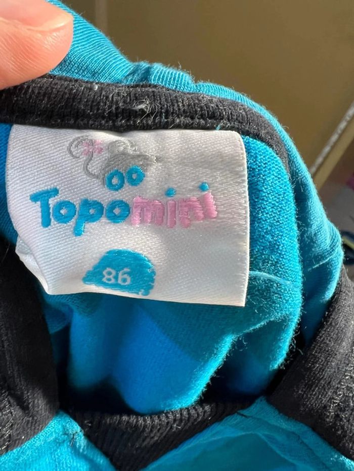 Pull Bleu et Noir - Topomini - Taille 18/24 mois - Parfait État. - photo numéro 3