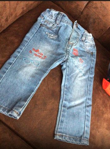 Jean 9 mois tape al’œil