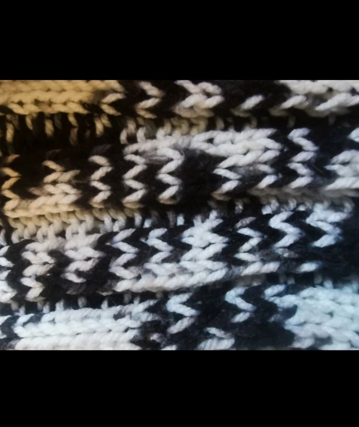 Lot de deux écharpes en laine ou à l'unité pour enfant - photo numéro 3