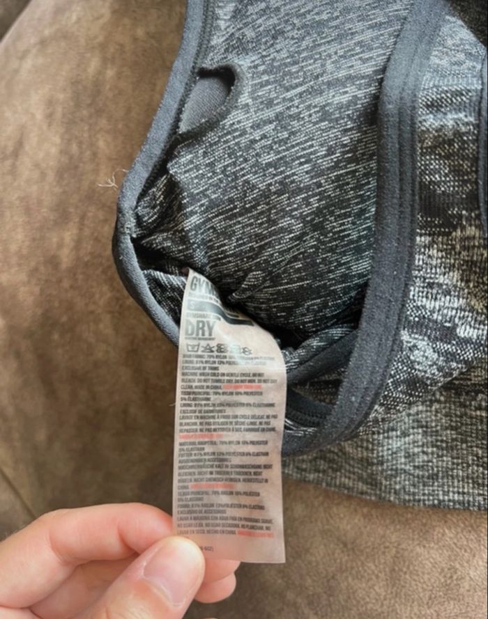 Brassière de sport Gymshark noir/gris - photo numéro 3