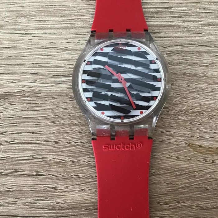 Montre Swatch très originale en état de marche - photo numéro 10