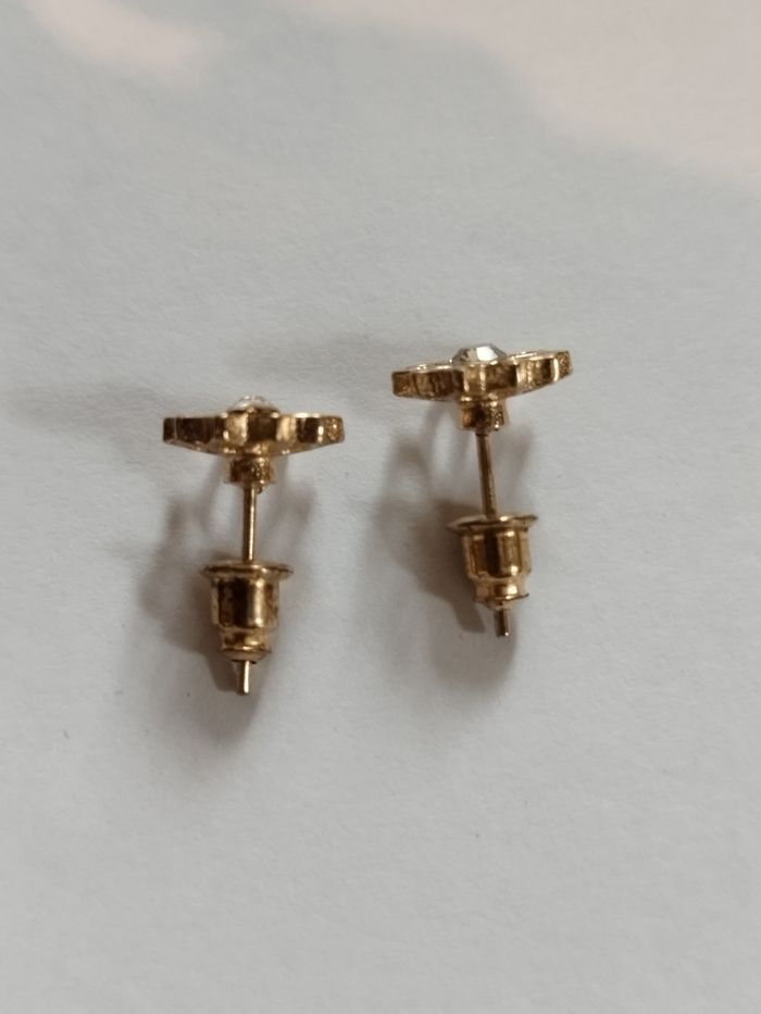 Boucles d'oreille fleur - photo numéro 3