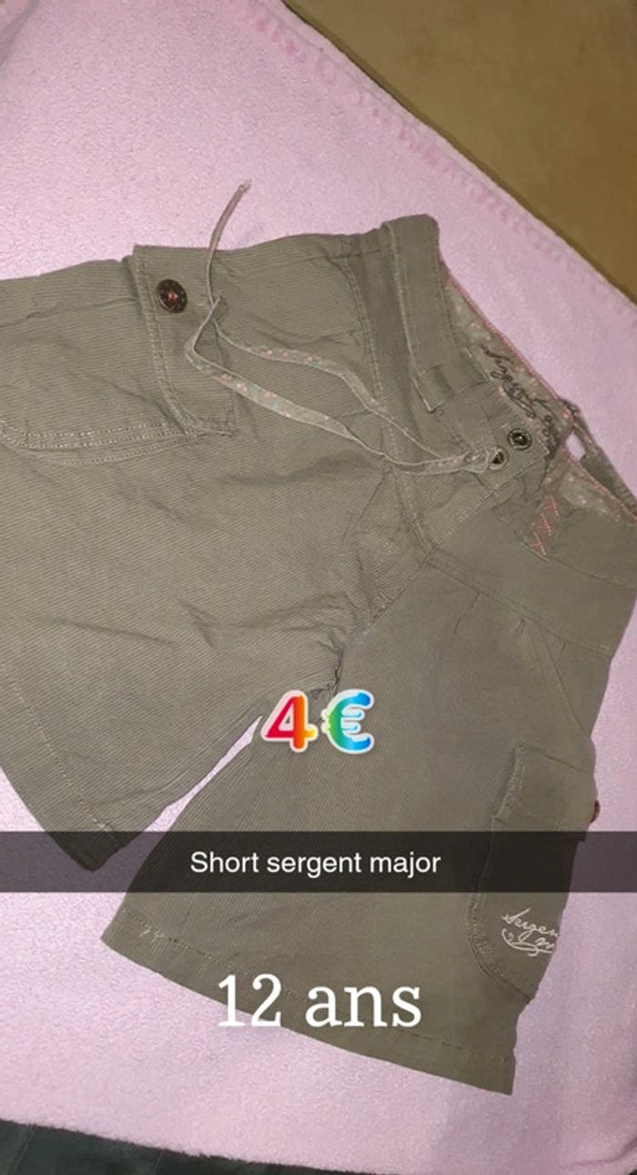 Short fille