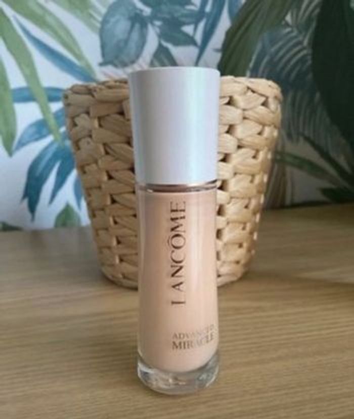 Fond de teint essence Miracle Lancôme - photo numéro 6