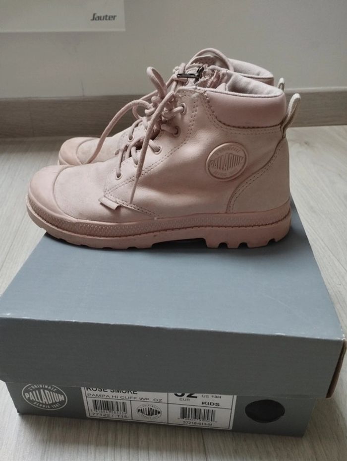 Chaussures Palladium fille pointure 32 - photo numéro 2