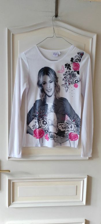 🪻T-shirt manches longues Violetta taille 14 ans  très bon état