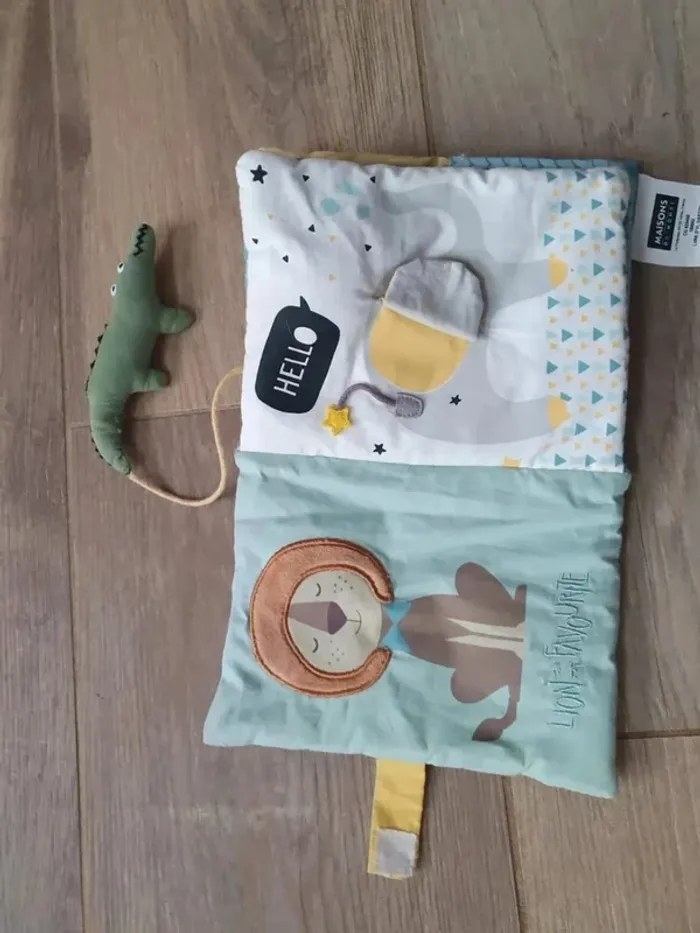 Livre tissu "une journée au zoo" maison du monde - photo numéro 6